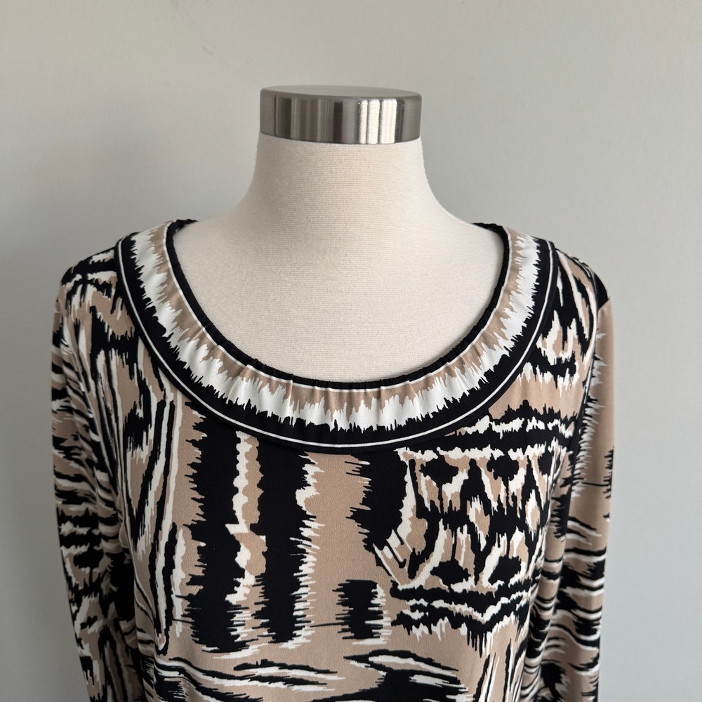 BCBGMaxazria Abstract Tribal Print Shift Dress Tan Black 3/4 Sleeve M - Picture 2 of 7